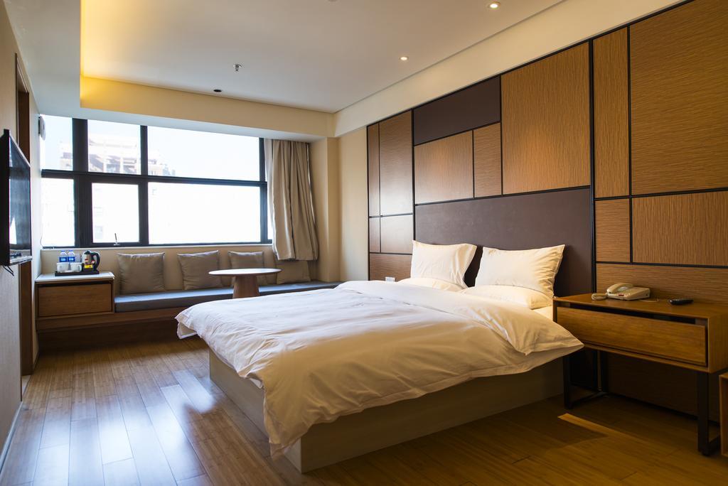 Ji Hotel Kunming Green Lake Branch Bagian luar foto