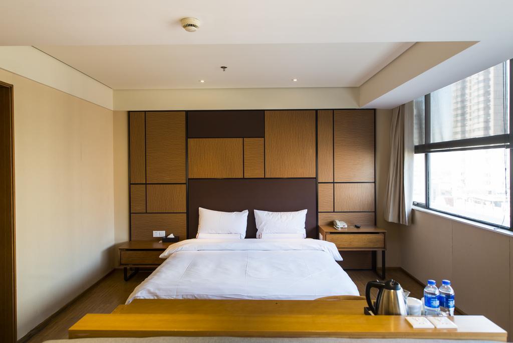Ji Hotel Kunming Green Lake Branch Bagian luar foto