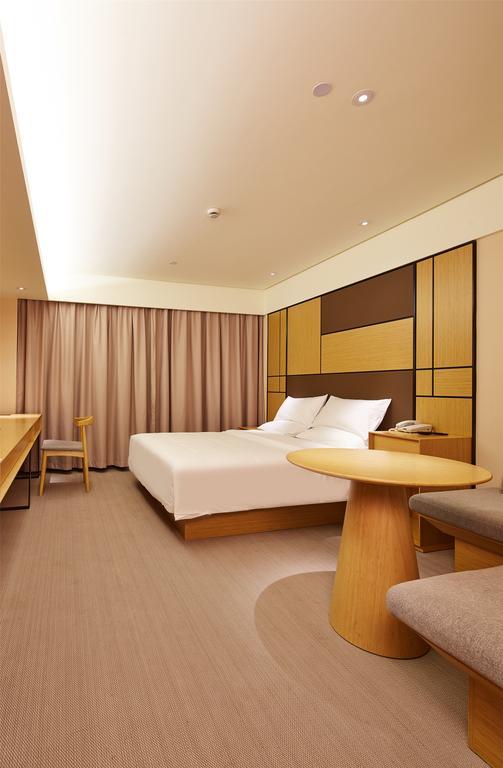 Ji Hotel Kunming Green Lake Branch Bagian luar foto